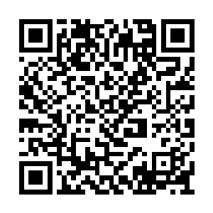 而此时正有几辆车在马尼拉到碧瑶公路上疾驰着二维码生成