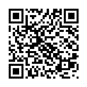 而母亲则是英国中部达比郡的贵族二维码生成