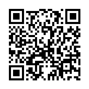 而现场所有观众也都握紧了自己的手掌二维码生成