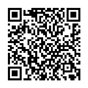 而男人因为事业有成因为有了钱却愈发显得有成熟男人的魅力了二维码生成