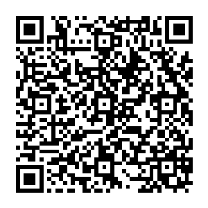 而秦宇现在所在的这个洞就是熵族特意为千足神君居住费时几代人的努力挖掘出来的二维码生成