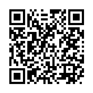 而羽菲则是有些好笑地看着他们几个人二维码生成