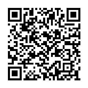 而自己除了一颗千疮百孔的心脏什么都无法拥有二维码生成