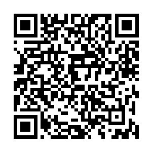 而苗毅回头拿出了一只装着黑乎乎液体的特制小水晶瓶子二维码生成