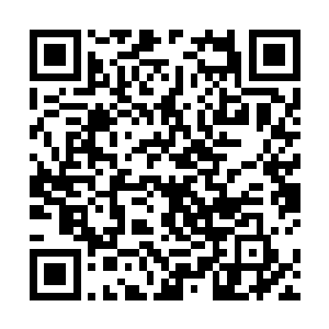 而被一道道青铜色光辉的楚旬也是从废墟之中冲天而起二维码生成