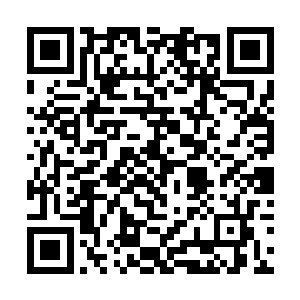 而被抓捕在车上的日本士兵在这时候听到外面的枪声二维码生成