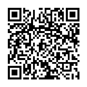 而诸天星辰剑则化为一道剑光环绕在诸天五行剑器之外二维码生成