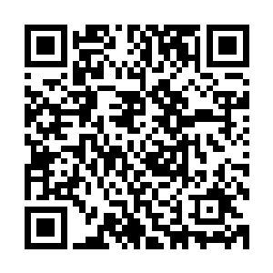而负责为蓝洛凤接生的医生护士则是凌家安排在医院里的死士二维码生成