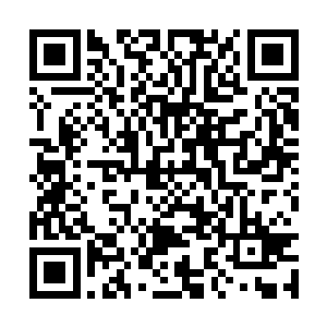 而货轮已经在新加坡港口的拖船协助下离开了浅滩二维码生成