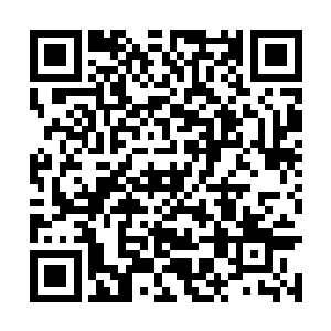 而跟在赵纯良身后的爱德华朗多则是坐进了驾驶座二维码生成