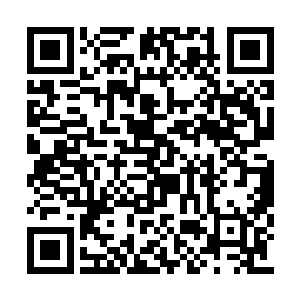 而过被人看见自己和一个女人大白天去酒店房间二维码生成