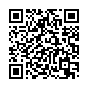 而这些青蛙的外皮竟然是诡异的深蓝色二维码生成