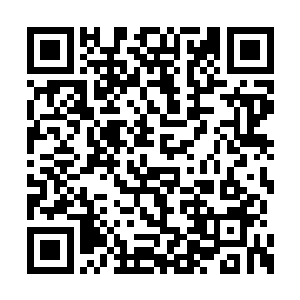 而这次我打算带着一群女眷前往人群熙攘的集市二维码生成