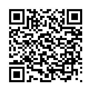 而那些人把他丢在这里也就不管不问二维码生成