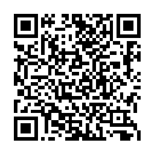 而那些划痕有的可以看出是明显的有规律的文字二维码生成