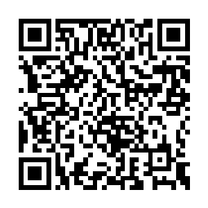 而钟池春和闻秀峻收获众人佩服惊艳不已的眼神二维码生成