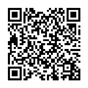 而阿卜杜拉却是一直特别关注的看着火炮阵地上的情况二维码生成