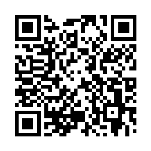 而青木中央的翠色地毯周围的道道压痕二维码生成