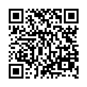 而黑色如墨的长发早已用红色的绸带扎起二维码生成