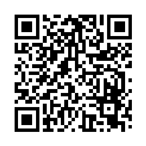 而黛比也在为自己刚才冒失的回答而懊恼着二维码生成