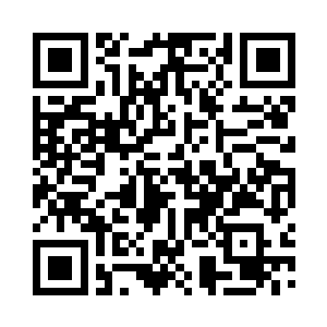 肯定不会眼睁睁地看着你被这些老家伙欺负二维码生成