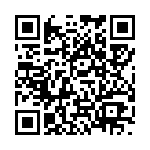 背着行囊毅然决然地徒步离开了蓝切斯二维码生成
