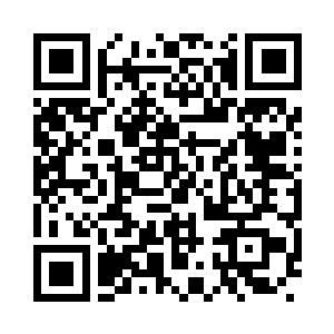 胖妞不知道什么时候又站在了灌木丛的旁边二维码生成