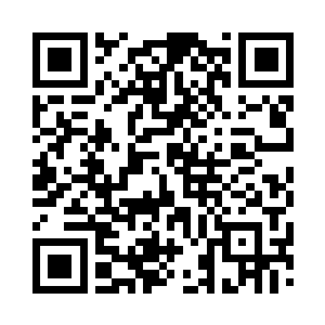 胡梅英这才发现原来公司的老总今天也来了二维码生成