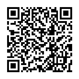 胳膊和脚被重点关照用铁链捆起来然后锁了起来二维码生成