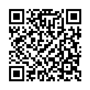胸口挂着的一个翡翠绿叶的吊坠迅速失去光泽二维码生成