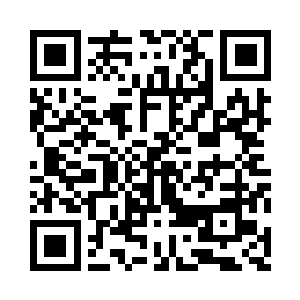 能够看到两个娇嫩细腻的小脚丫低垂着二维码生成