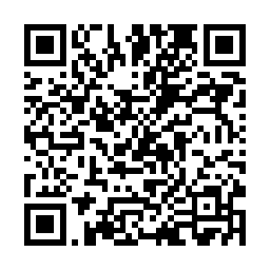 脑中情不自禁的浮现出一道充满刚阳之气的英俊面孔二维码生成