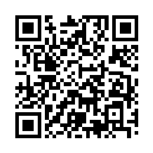 脸上始终带着那种让人想要亲近的微笑二维码生成