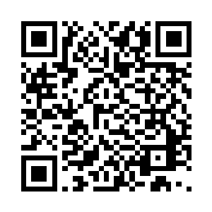 脸上的冰冷似乎冻结了周边得看空气二维码生成