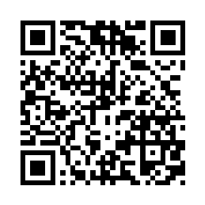 自小的残疾养成了她坚忍不拔的性格二维码生成