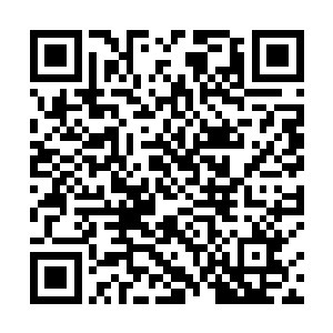 自己不过就是跟她在一起稍微表现出有点密切关系罢了二维码生成