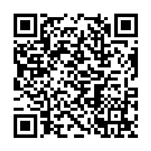 自己也有样学样的给老婆端了小碗甜水坐下来摇头二维码生成