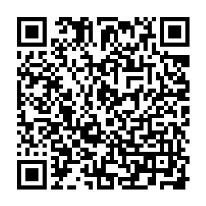 自己也许还是那个在洼崮镇上被无数男人垂涎和无数女人戳脊梁骨谩骂的二维码生成