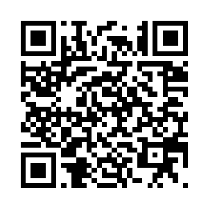 自己伸手拨弄拨弄乔荞拿回来的花束二维码生成