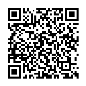 自己多亏因为杨玲珑的原因和许紫烟改善了关系二维码生成