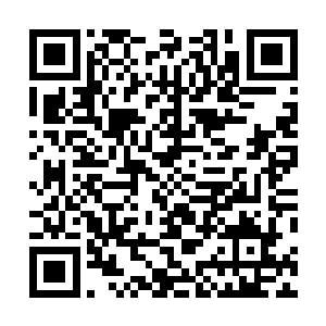 自己对于这三个从妓院赎回来的女人一点都没有喜爱之意二维码生成