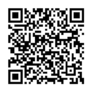 自己的亚裔长相没准儿还能顺势推到华国身上去二维码生成