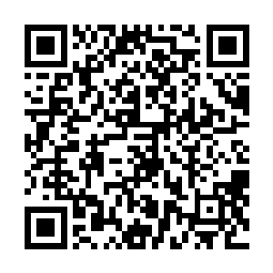 自己的储物腕表里还有一台在东京副本里缴获的雷暴战车二维码生成