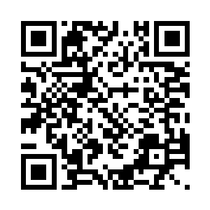 自己竟然是在严不问出现在空中的时候二维码生成