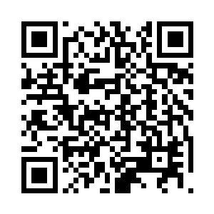 自己顺手拿手机隔着透明舷窗拍几张照片二维码生成