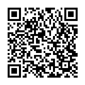 自然也就不会亮出身份去慕容家只能带着叶璃住客栈了二维码生成