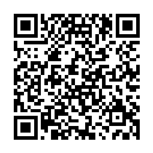 自然知道这部电影就是紧紧围绕男女主角来讲故事的二维码生成