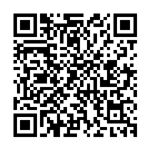 至于前面梅尔威胁自己的什么官司到现在贝海也都没有看到影子二维码生成