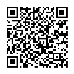 至于南宫流云……苏落想起他背后的龙凤族就有点头疼二维码生成