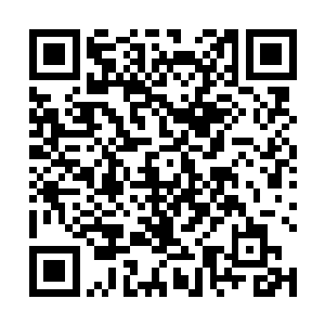 至少别总是像现在这样一副让人想套他麻袋的样子就好二维码生成